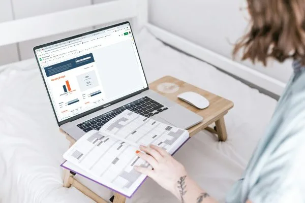 image pour illustrer cumul intégral chômage et micro-entreprise article pose ta dem