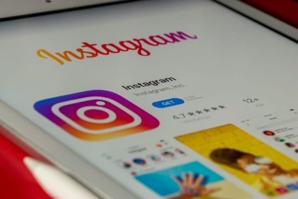 trouver des clients sur instagram illustration article